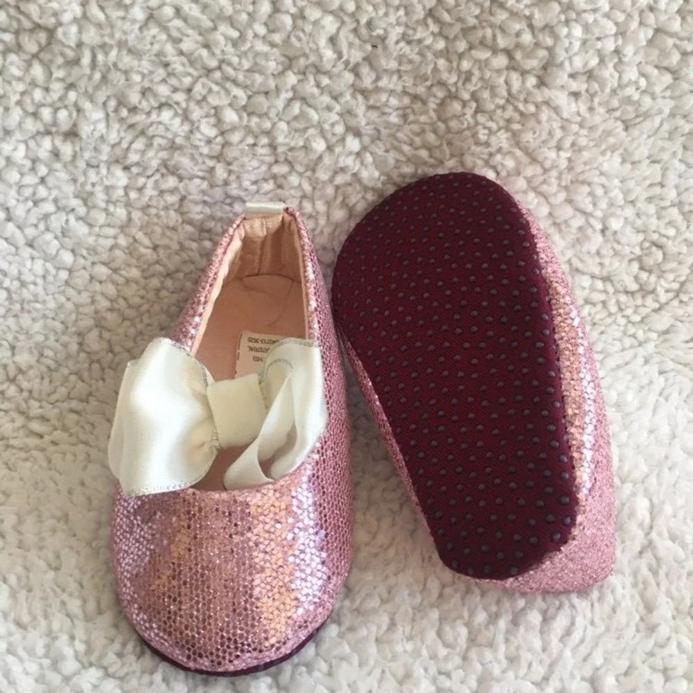 Unbranded Mary Jane Baby Girls 6-9M Pink Good Glitter Bow Slip On Dress Shoes
